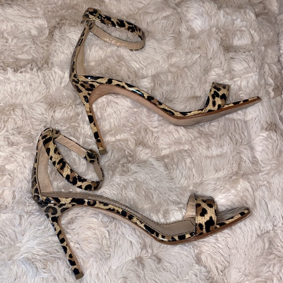 Manolo Blahnik Chaos Leopard Patent Sandals - Picture 7 of 9